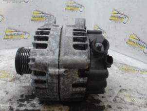 Dynamo van een Citroën C4 Grand Picasso (UA) 2.0 HDiF 16V 135 2008