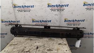 Gebrauchte Stoßstangenrahmen vorne Hyundai Getz 1.4i 16V Preis € 31,50 Margenregelung angeboten von Binckhorst BV