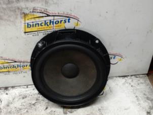 Used Speaker Skoda Fabia II (5J) 1.4 TDI 80 Price € 15,75 Margin scheme offered by Binckhorst BV