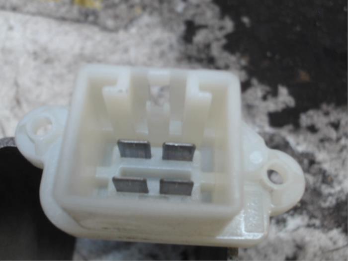Heater resistor from a Ford Fiesta 6 (JA8) 1.25 16V 2010