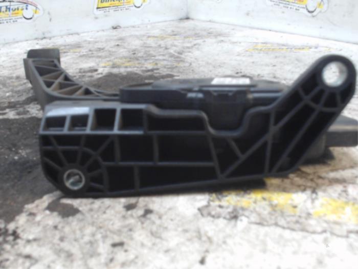 Accelerator pedal from a Ford Fiesta 6 (JA8) 1.25 16V 2010