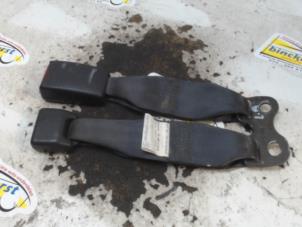 Used Rear seatbelt buckle, left Honda Jazz (GD/GE2/GE3) 1.3 i-Dsi Price € 21,00 Margin scheme offered by Binckhorst BV