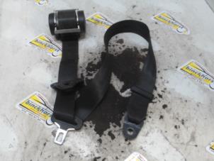 Usados Cinturón de seguridad izquierda detrás Peugeot 308 SW (4E/H) 1.6 VTI 16V Precio € 26,25 Norma de margen ofrecido por Binckhorst BV