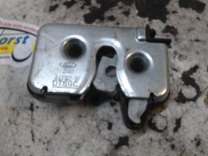 Used Tailgate lock mechanism Ford Fusion 1.4 16V Price € 15,75 Margin scheme offered by Binckhorst BV