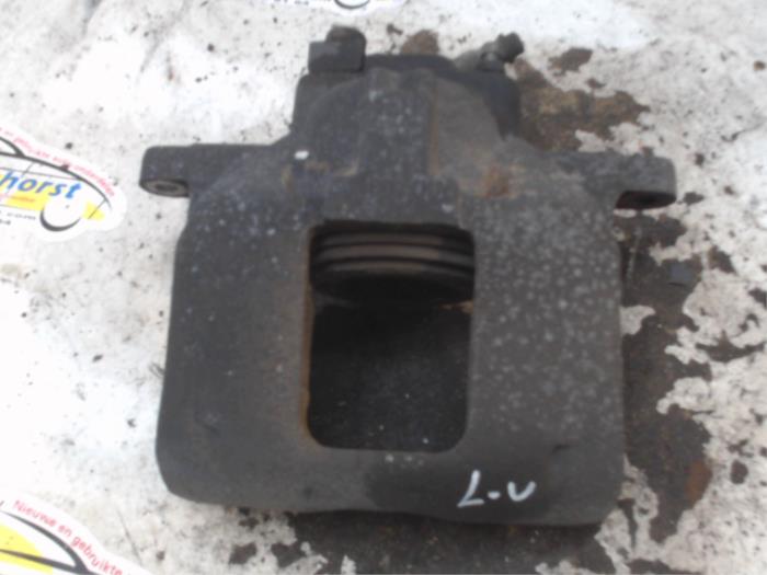 Gebrauchte Bremszange links vorne Chrysler Voyager/Grand Voyager (RT) 3.8 V6 Grand Voyager Preis € 42,00 Margenregelung angeboten von Binckhorst BV