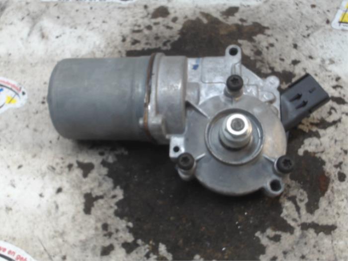Front wiper motor from a Chrysler Voyager/Grand Voyager (RT) 3.8 V6 Grand Voyager 2009