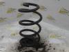 Rear coil spring from a Renault Modus/Grand Modus (JP), 2004 / 2012 1.4 16V, MPV, Petrol, 1.390cc, 72kW (98pk), FWD, K4J770; K4JG7, 2004-06 / 2006-12, JP01; JP0A; JP0J 2005
