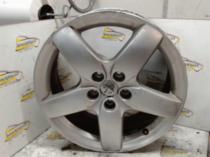 Używane Obrecz Peugeot 407 (6D) 2.0 16V Cena € 52,50 Procedura marży oferowane przez Binckhorst BV