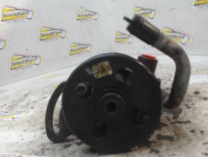 Usagé Pompe direction assistée Chevrolet Spark (M300) 1.0 16V Bifuel Prix € 42,00 Règlement à la marge proposé par Binckhorst BV
