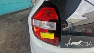 Used Taillight, left Renault Twingo III (AH) 1.0 SCe 70 12V Price € 47,25 Margin scheme offered by Binckhorst BV
