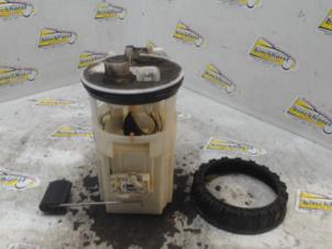 Usados Bomba eléctrica de combustible Kia Picanto (BA) 1.0 12V Precio € 36,75 Norma de margen ofrecido por Binckhorst BV