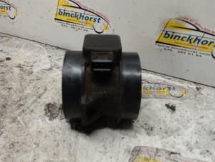 Gebrauchte Luftmengenmesser Hyundai Tucson (JM) 2.7 V6 24V 4x4 Autom. Preis € 42,00 Margenregelung angeboten von Binckhorst BV