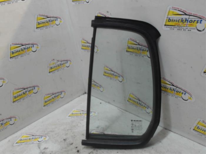 Usados Ventanilla triangular izquierda detrás Suzuki Celerio (LF) 1.0 12V Dualjet Precio € 31,50 Norma de margen ofrecido por Binckhorst BV