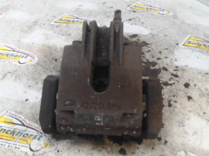 Gebrauchte Bremszange links hinten BMW 5 serie (E60) 530i 24V Preis € 36,75 Margenregelung angeboten von Binckhorst BV