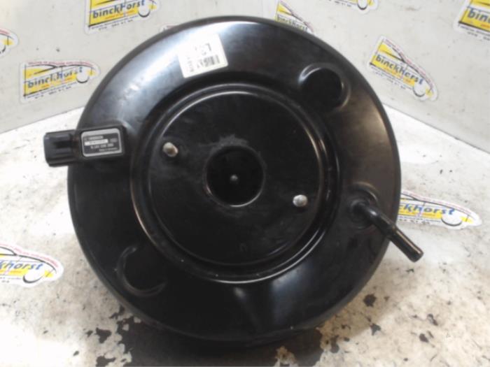 Usagé Servo frein Kia Rio III (UB) 1.2 CVVT 16V Prix € 36,75 Règlement à la marge proposé par Binckhorst BV