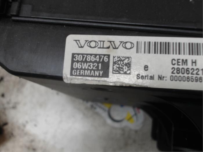Cerradura de contacto y ordenador de un Volvo XC90 I 2.4 D5 20V 2006