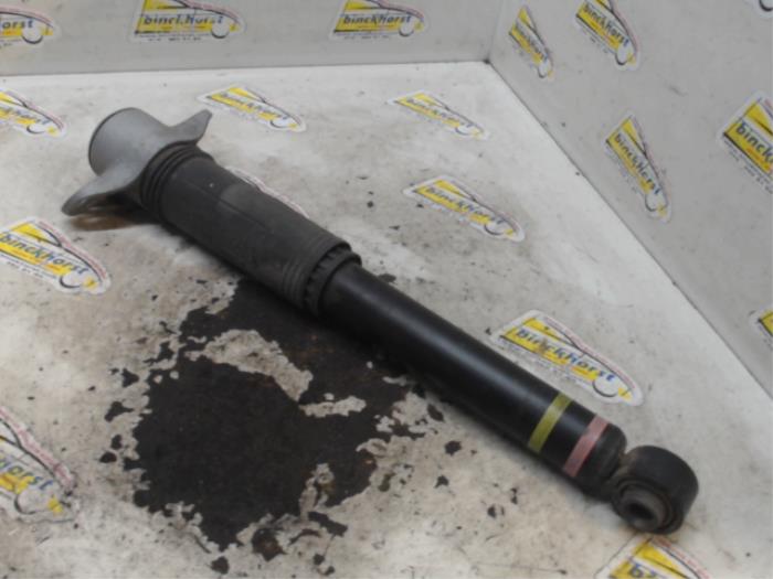 Rear shock absorber, right from a Toyota Prius (ZVW5) 1.8 16V Hybrid 2018