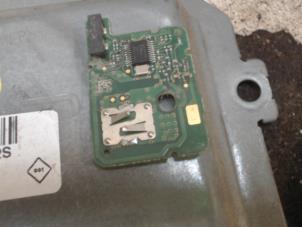 Ignition lock + computer from a Dacia Sandero II 1.0 Sce 75 12V 2019