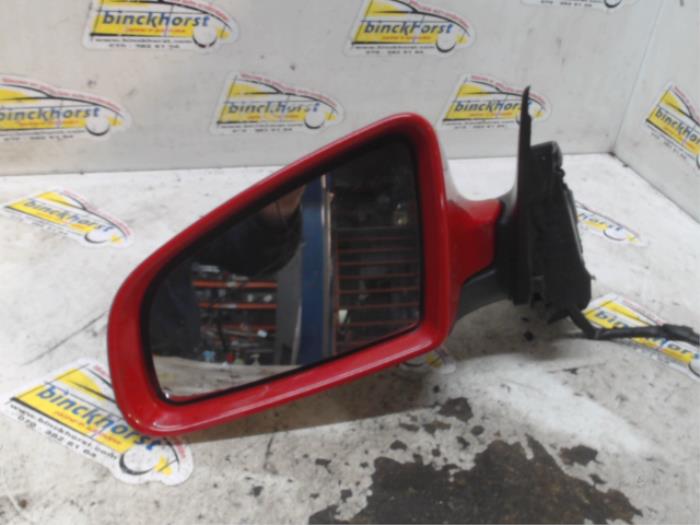 Wing mirror, left from a Audi A3 (8P1) 1.6 2004