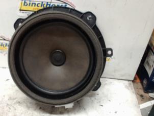 Used Speaker Kia Soul I (AM) 1.6 CVVT 16V Price on request offered by Binckhorst BV