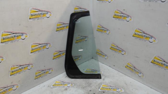 Usados Ventanilla triangular derecha detrás Dacia Logan MCV II/III/Sandero Wagon 0.9 TCE 12V Precio € 31,50 Norma de margen ofrecido por Binckhorst BV