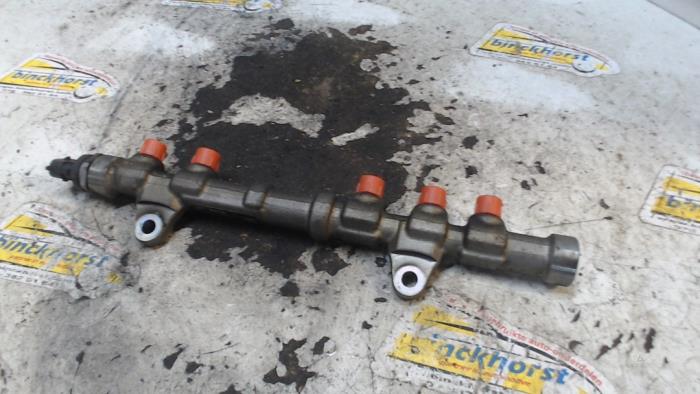 Usagé Système d'injection Fiat Doblo Cargo (263) 1.3 MJ 16V DPF Euro 5 Prix € 26,25 Règlement à la marge proposé par Binckhorst BV
