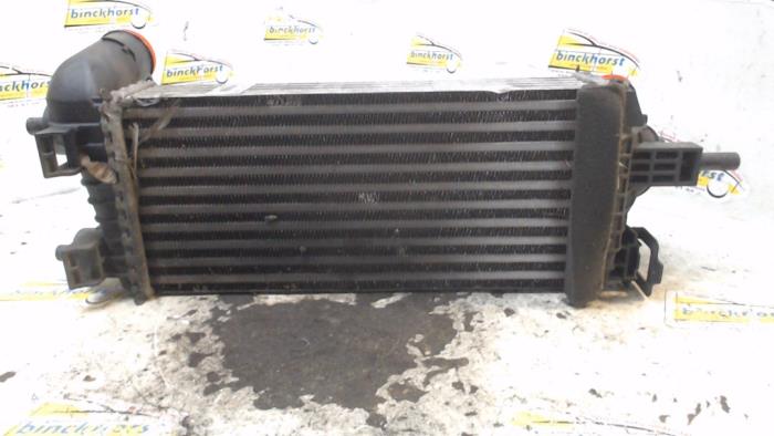 Intercooler d'un Ford Focus 3 1.0 Ti-VCT EcoBoost 12V 125 2012