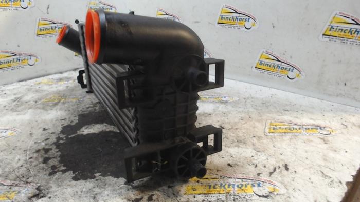 Intercooler d'un Ford Focus 3 1.0 Ti-VCT EcoBoost 12V 125 2012