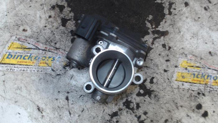 Gebrauchte Drosselklappengehäuse Ford Focus 3 1.0 Ti-VCT EcoBoost 12V 125 Preis € 31,50 Margenregelung angeboten von Binckhorst BV