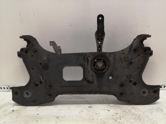 Used Subframe Volkswagen Caddy III (2KA,2KH,2CA,2CH) 1.6 TDI 16V Price € 94,50 Margin scheme offered by Binckhorst BV