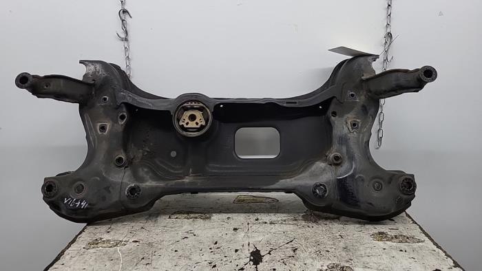 Used Subframe Volkswagen Caddy III (2KA,2KH,2CA,2CH) 1.6 TDI 16V Price € 78,75 Margin scheme offered by Binckhorst BV