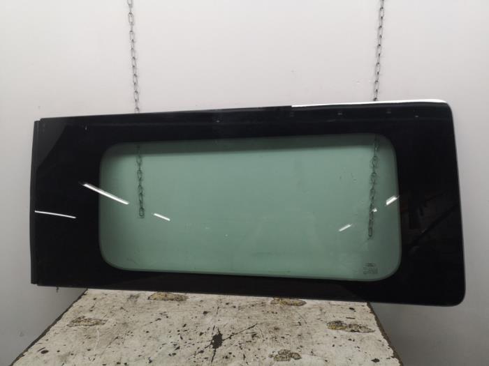 Usados Ventanilla de puerta de carga lateral Ford Transit Custom 2.2 TDCi 16V Precio € 78,75 Norma de margen ofrecido por Binckhorst BV