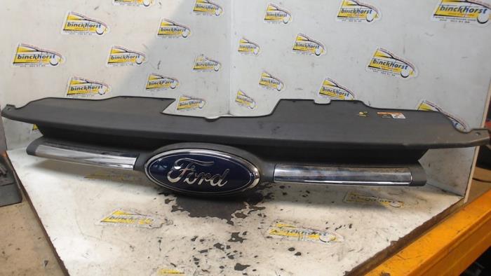 Begagnade Grill Ford Transit Custom 2.2 TDCi 16V Pris € 42,00 Marginaltabell erbjuds av Binckhorst BV