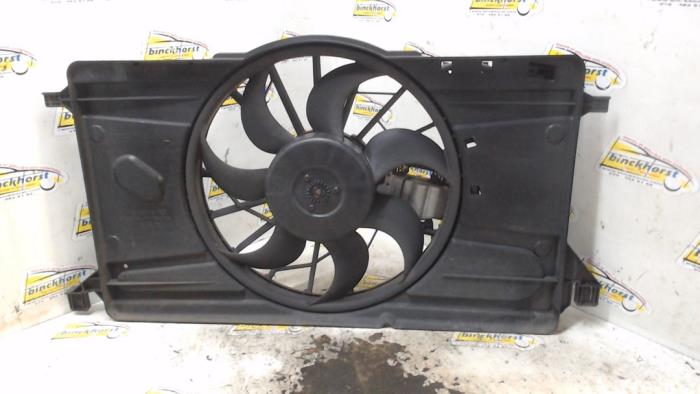 Używane Wentylator Volvo C30 (EK/MK) 1.6 16V Cena € 78,75 Procedura marży oferowane przez Binckhorst BV
