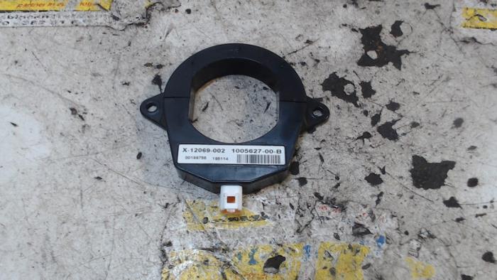 Używane Keyless Entry-Antena Tesla Model S 85D Cena € 36,75 Procedura marży oferowane przez Binckhorst BV