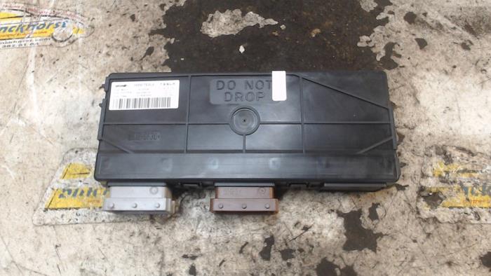 Begagnade Sätesdator Tesla Model S 85D Pris € 157,50 Marginaltabell erbjuds av Binckhorst BV