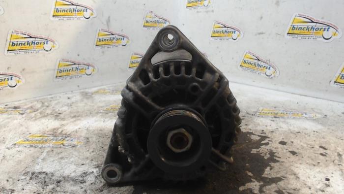 Usagé Dynamo Opel Corsa D 1.4 16V Twinport Prix € 42,00 Règlement à la marge proposé par Binckhorst BV