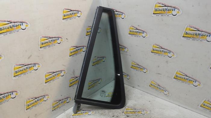 Usados Ventanilla triangular izquierda detrás Landrover Freelander II 2.2 td4 16V Precio € 31,50 Norma de margen ofrecido por Binckhorst BV