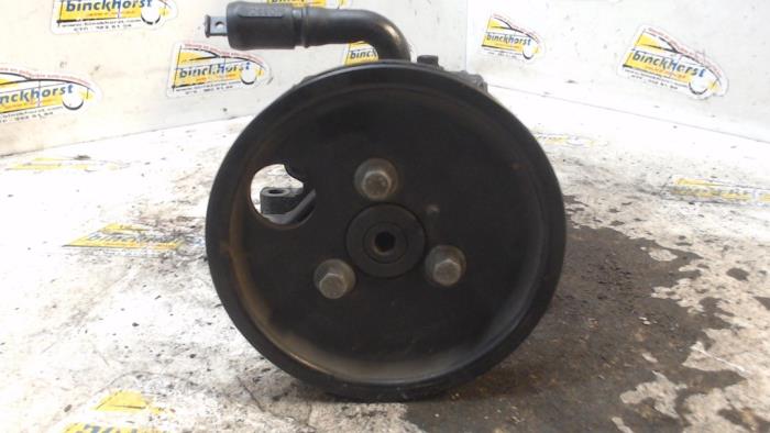 Usagé Pompe de direction Ford Transit 2.2 TDCi 16V Prix € 78,75 Règlement à la marge proposé par Binckhorst BV