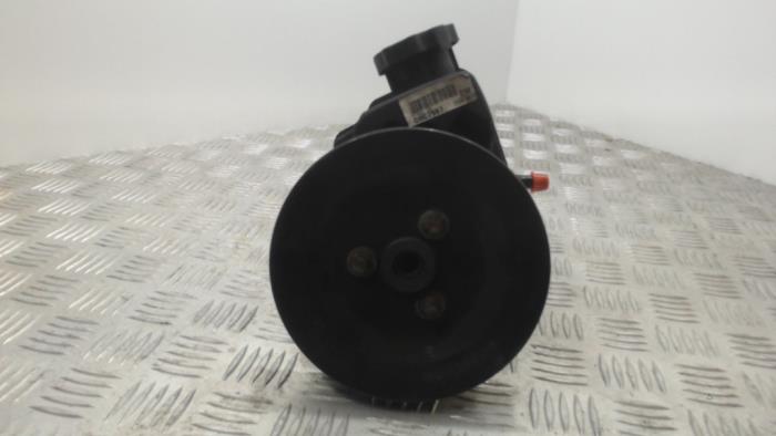 Gebrauchte Lenkkraftverstärker Pumpe Mercedes Vito (639.6) 2.2 111 CDI 16V Preis € 52,50 Margenregelung angeboten von Binckhorst BV