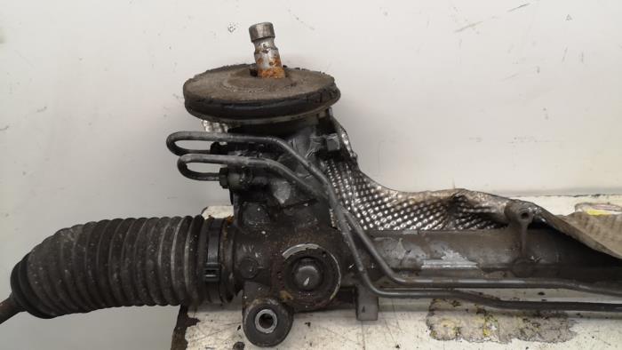 Power steering box Ford Fiesta 5 1.3 - SGA868L ERA