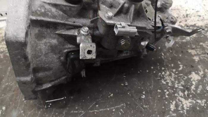 Getriebe van een Peugeot 108 1.0 12V VVT-i 2020