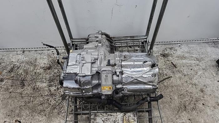 Używane Silnik Tesla Model S 85D Cena € 1.575,00 Procedura marży oferowane przez Binckhorst BV