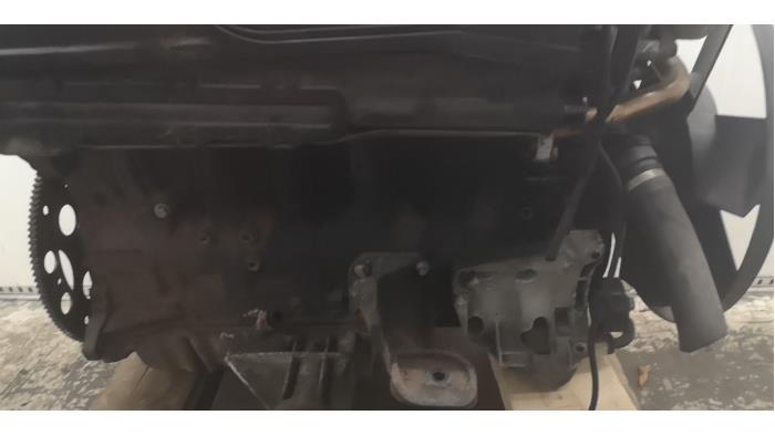 Motor van een BMW X5 (E53) 3.0d 24V 2003