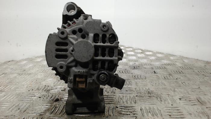 Dynamo van een Ford Fiesta 5 (JD/JH) 1.4 16V 2008