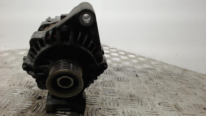Gebrauchte Dynamo Ford Fiesta 5 (JD/JH) 1.4 16V Preis € 36,75 Margenregelung angeboten von Binckhorst BV