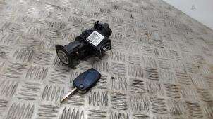 Usagé Serrure de contact + clé Fiat Panda (169) 1.2 Fire Prix € 42,00 Règlement à la marge proposé par Binckhorst BV
