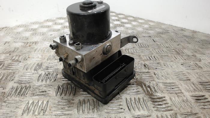 Usagé Pompe ABS BMW 1 serie (E87/87N) 116i 1.6 16V Prix € 52,50 Règlement à la marge proposé par Binckhorst BV