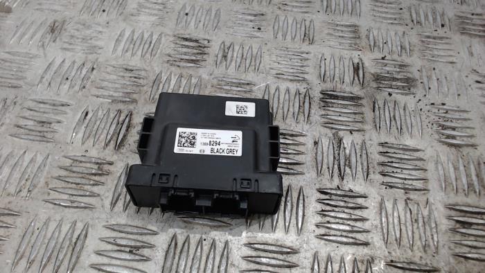 Używane Modul gateway Opel Karl 1.0 12V Cena € 15,75 Procedura marży oferowane przez Binckhorst BV