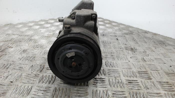 Usagé Pompe clim Mercedes Vaneo (W414) 1.9 Prix € 52,50 Règlement à la marge proposé par Binckhorst BV